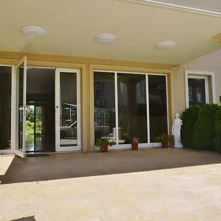 Vip Zone Aparthotel Nessebar